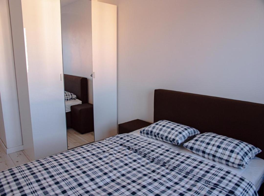 Apartment Klobucka Варшава Экстерьер фото